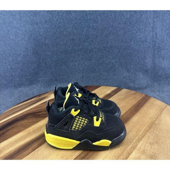 Nike Air Jordan 4 Retro TD Thunder Black & Yellow Sz 6C Toddler BQ7670-017 - Picture 1 of 10